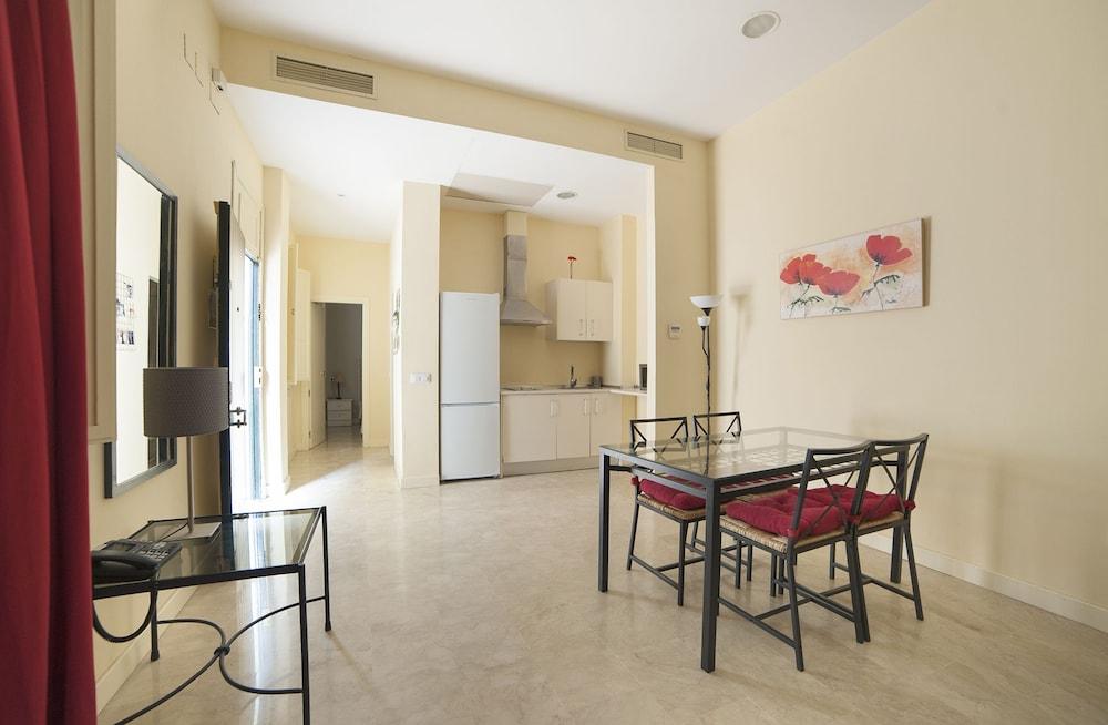 Corral De Los Chicharos Apartment Seville Ngoại thất bức ảnh