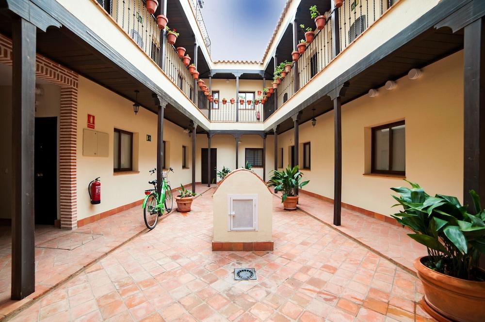 Corral De Los Chicharos Apartment Seville Ngoại thất bức ảnh