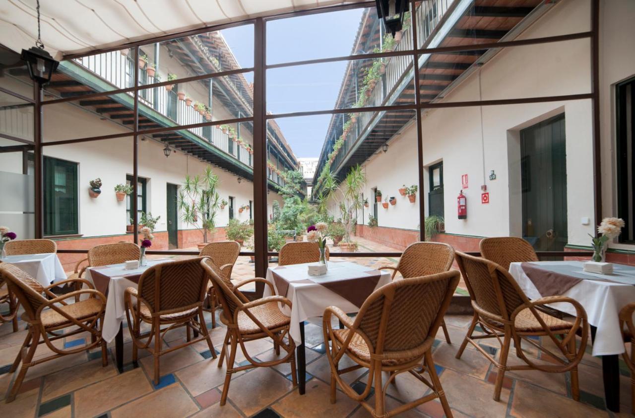 Corral De Los Chicharos Seville Ngoại thất bức ảnh